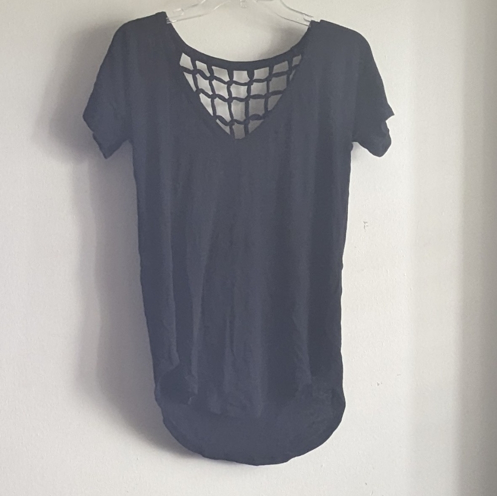 Chaser Black Short Sleeve Top with Lattice Detail Size Small